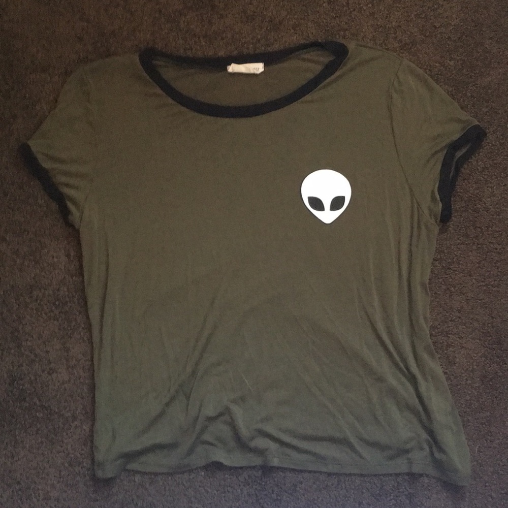 Short sleeve tee